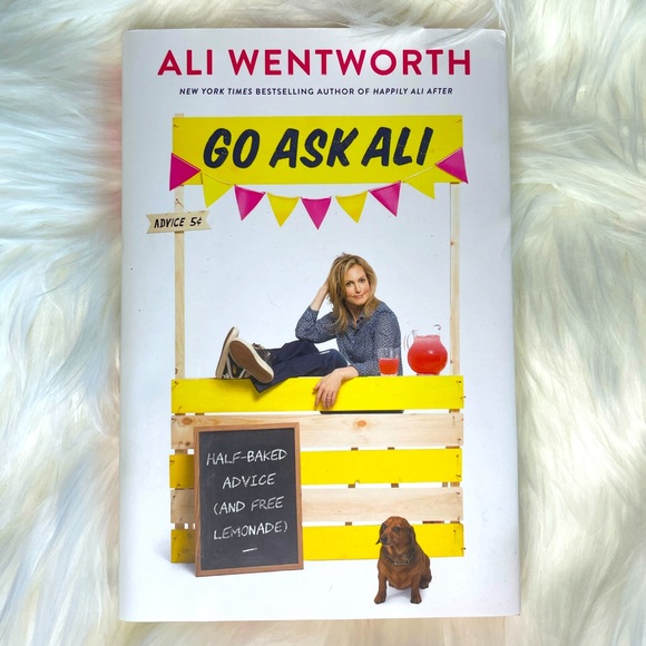 Go Ask Ali - Ali Wentworth - Picture 1 of 8